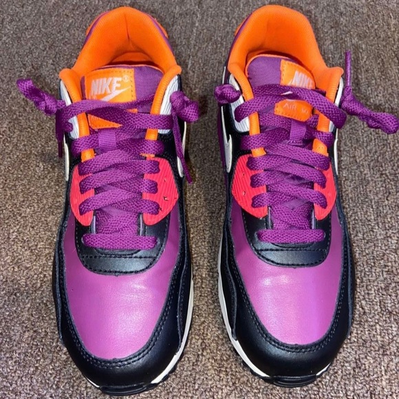 nike air max , black and purple - Picture 1 of 7